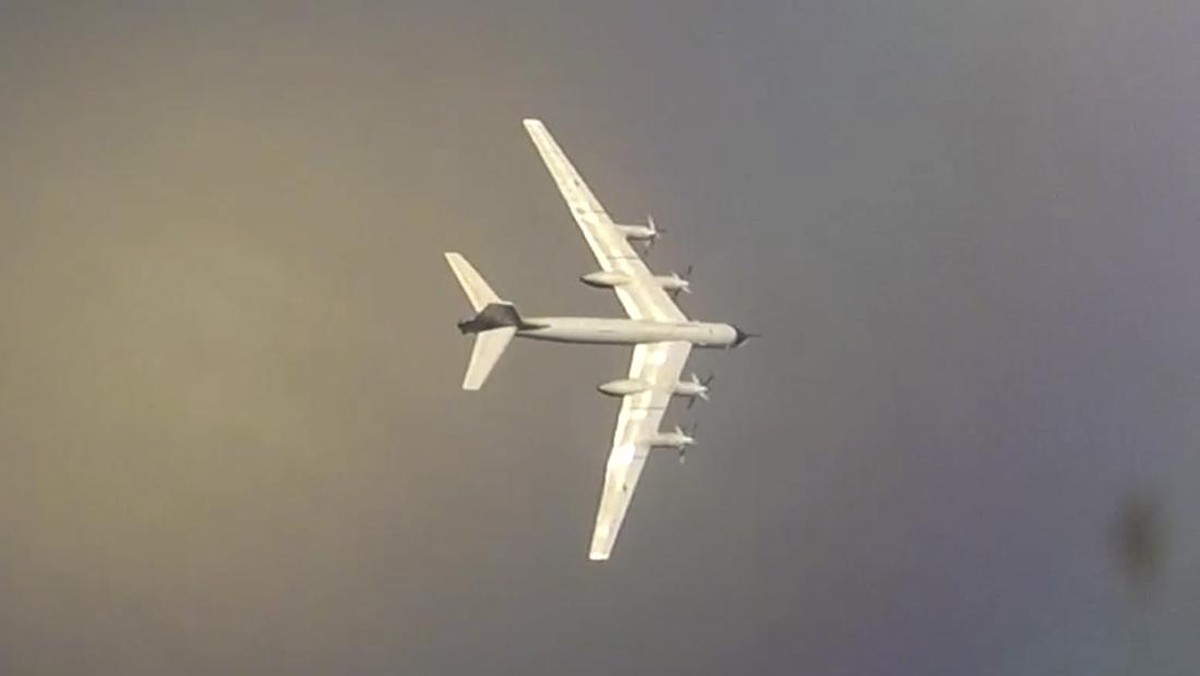 Bomber Nuklir Rusia Jatuh, 6 Awak Pesawat Tewas