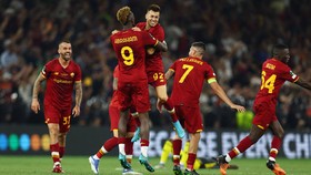 7 Fakta Spesial Usai AS Roma Juara UEFA Conference League