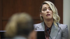 Johnny Depp Menang Disebut karena Ulah Amber Heard di Sidang
