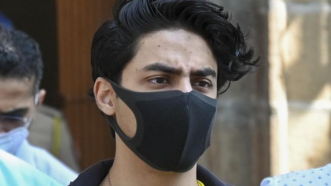 Kasus Dugaan Narkoba Anak Shah Rukh Khan Disetop Buntut Kurang Bukti Dewan Pengawas Narkotika India menghentikan kasus anak Shah Rukh Khan yang sempat terciduk di pesta narkoba tahun lalu.