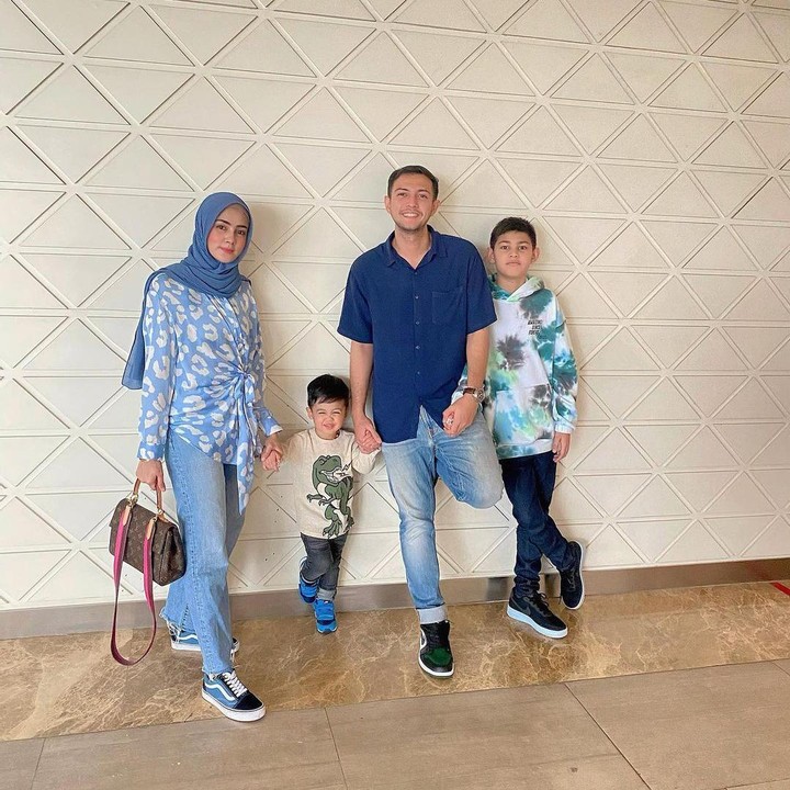 <p>Biby Alraen kerap mengunggah foto kebersamaan keluarga kecilnya itu melalui akun Instagram pribadinya. (Foto: Instagram @bibyalraen13)</p>