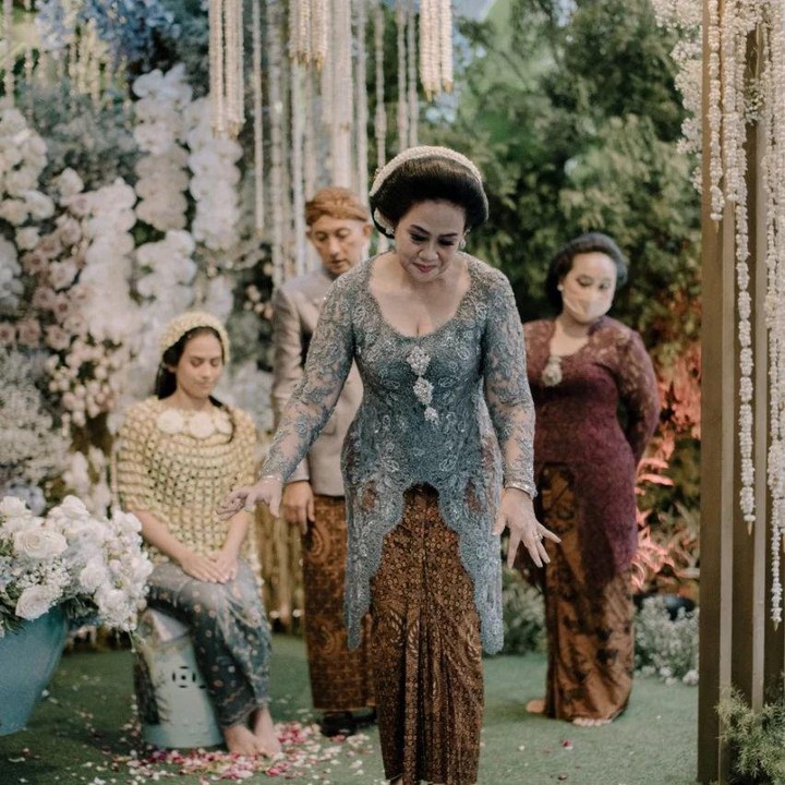 <p>Tak kalah cantik dari Maudy Ayunda, pesona Mauren Jasmedi juga berhasil mencuri perhatian publik. (Foto: Instagram @muren.s)<br /><br /><br /></p>