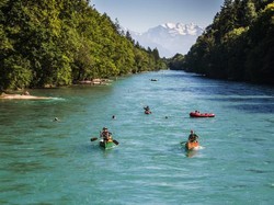 Tentang Sungai Aare, Dulu Kumuh Kini Biru dan Airnya Bagus