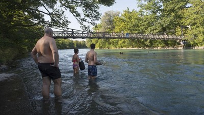 img-title Sungai Aare dan Risiko Berenang di Perairan yang Masih Asing