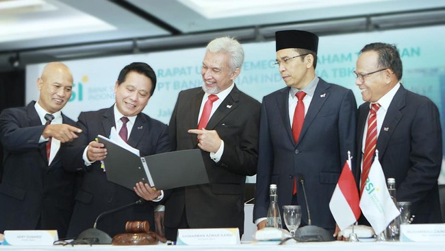 PT Bank Syariah Indonesia Tbk. memutuskan menebarkan dividen senilai Rp757 miliar kepada para pemegang sahamnya dalam RUPS Tahunan di Jakarta pada Jumat (27/5).