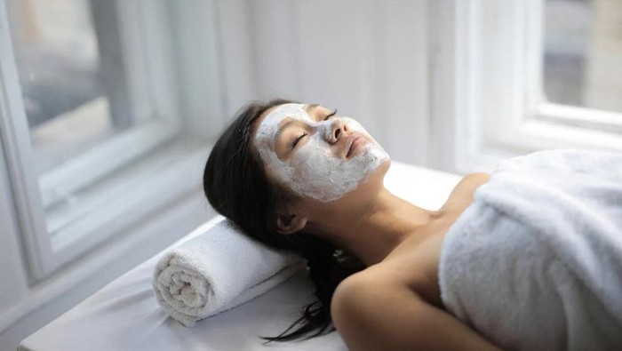 Perawatan Wajah Bagi Usia 30an yang Perlu Kamu Perhatikan, Wajib Ada Produk Antiaging!
