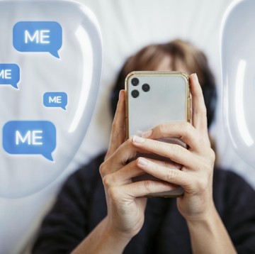 img-title Sama-sama Suka Cari Perhatian, Ini Bedanya Narcissistic dan Histrionic Personality Disorder