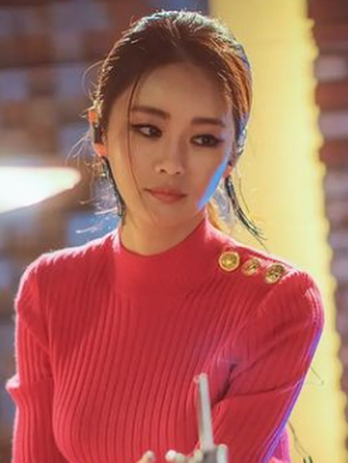 Sejak tahun lalu, namanya semakin populer berkat kemunculannya secagai Boo Hae Ryung di drama Love (ft. Marriage and Divorce) yang tayang hingga 3 season./ foto: instagram.com/viollet1002