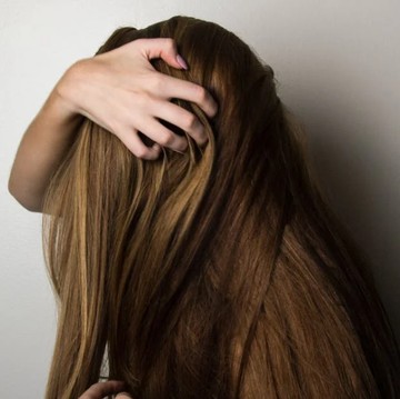 img-title 7 Kebiasaan Ini Bisa Bantu Mempercepat Pertumbuhan Rambut, Coba Lakukan dengan Konsisten yuk!