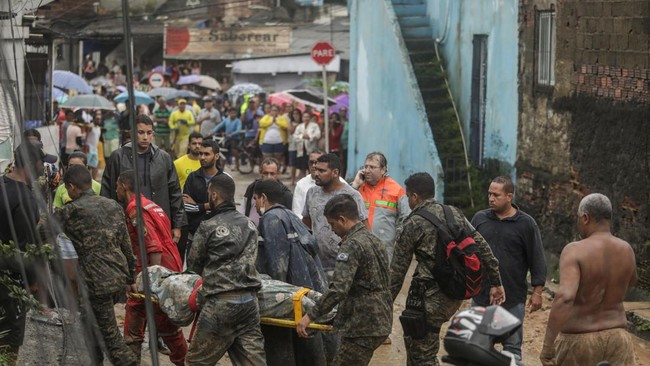 Sebanyak 56 orang tewas, 56 hilang dan 3.957 kehilangan tempat tinggal karena bencana di Brasil akibat cuaca buruk.