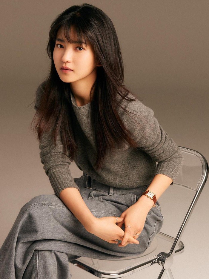 Kim Tae Ri sendiri memang sudah mencuri perhatian para penikmat film dan drama Korea semenjak kemunculannya dalam film ‘The Handmaiden’ dan drama ‘Mr. Sunshine’./ Foto: instagram.com/manegement_mmm