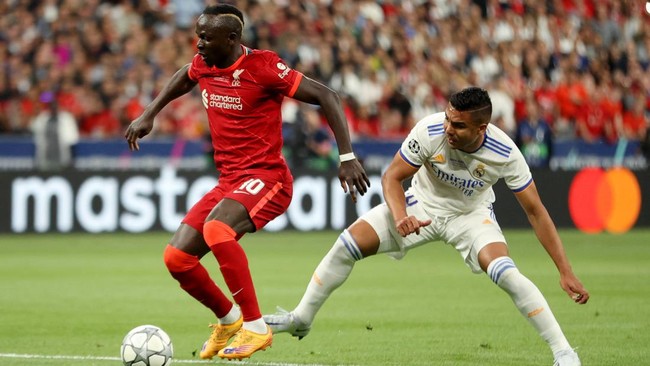 Kreativitas warganet meningkat dengan membuat meme kocak setelah Real Madrid juara Liga Champions musim ini dengan mengalahkan Liverpool.