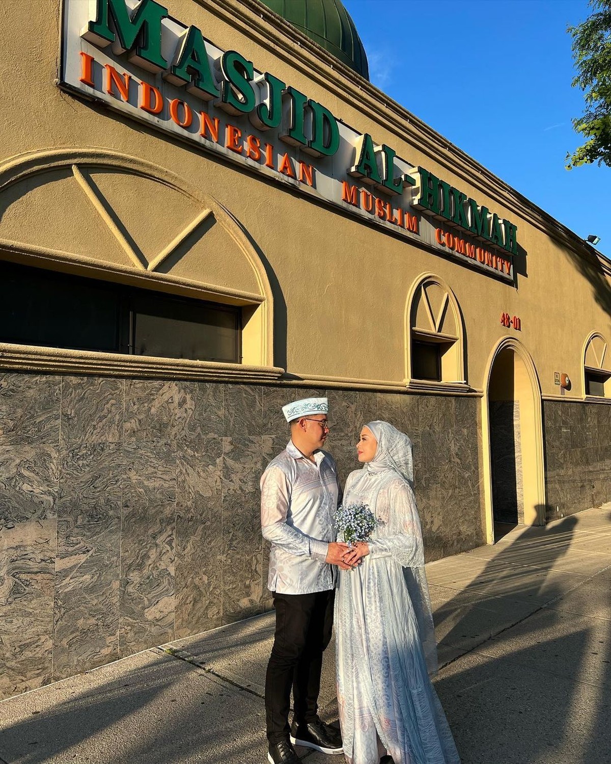 Momen Pernikahan Terry Putri dan Derly Darmawan