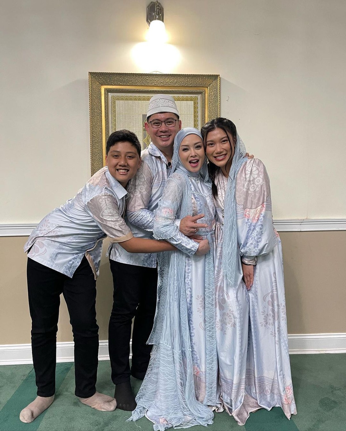 Momen Pernikahan Terry Putri dan Derly Darmawan