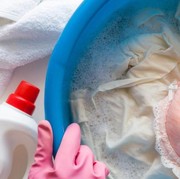 5 Cara Mudah dan Cepat Menghilangkan Noda Karat di Pakaian