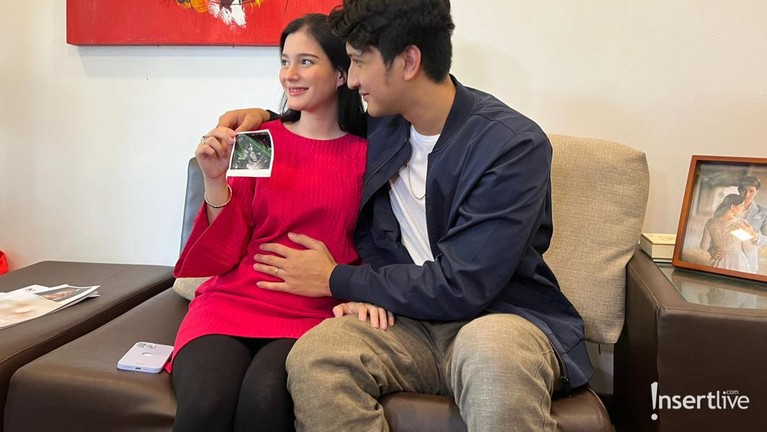 Aditya Zoni dan Yasmine Ow Aditya Zoni dan Yasmine Ow