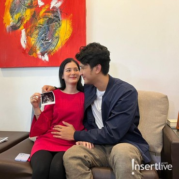 6 Potret Bahagia Aditya Zoni & Yasmine Ow yang Menanti Anak Pertama