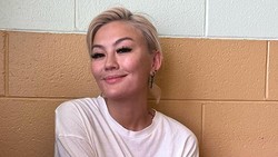 img-title 7 Potret Wajah Polos Agnez Mo Tanpa Make Up, Ada Bekas Jerawat