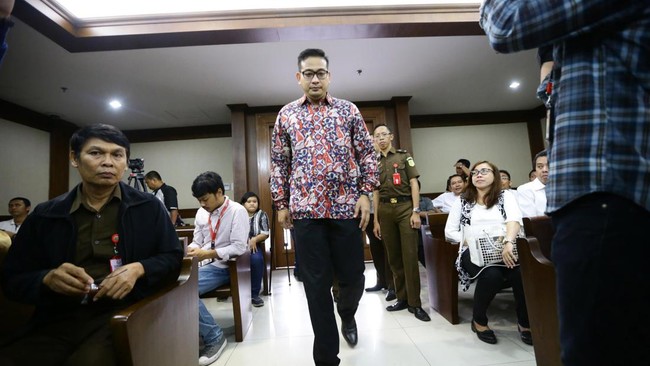 Komisi PK Etik yang menyidangkan putusan etik atas AKBP Brotoseno sebelumnya akan terdiri atas sejumlah pejabat utama di Mabes Polri.