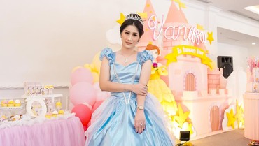 Annisa Faradilla bak Princess Disney di Perayaan Ultah Anak