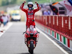 Motor Sempat Hancur sampai Tercecer ke-8, Untungnya Bagnaia Tidak Panik
