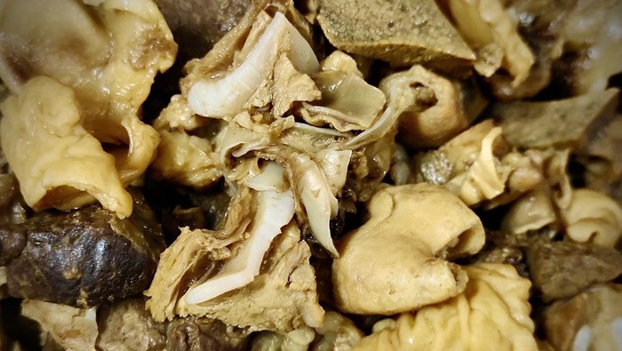 4 Cara Ampuh Membersihkan Jeroan Daging Kurban agar Tidak Amis, Mudah Banget!