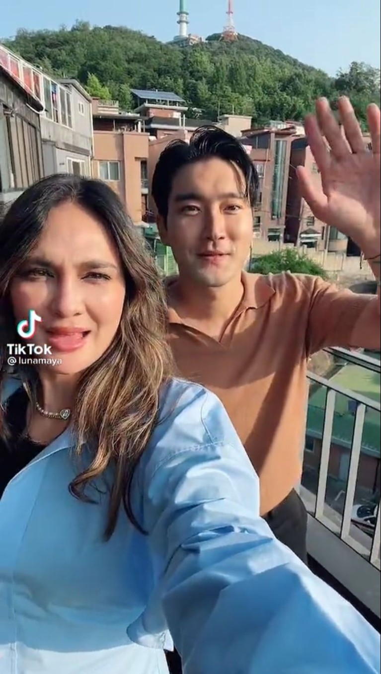 Luna Maya dan Choi Siwon Luna Maya dan Choi Siwon