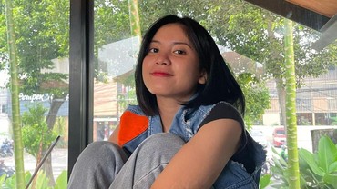 img-title Melati Sesilia Sempat Malu Jualan Nasi Bakar Usai Lulus dari JKT48