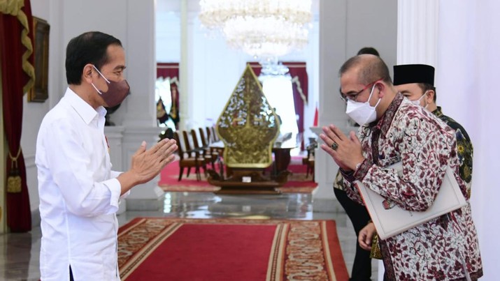 Presiden Joko Widodo menerima Ketua dan Anggota Komisi Pemilihan Umum (KPU) di Istana Merdeka, Jakarta, pada Senin, 30 Mei 2022. (Dok: Biro Pers Sekretariat Presiden)