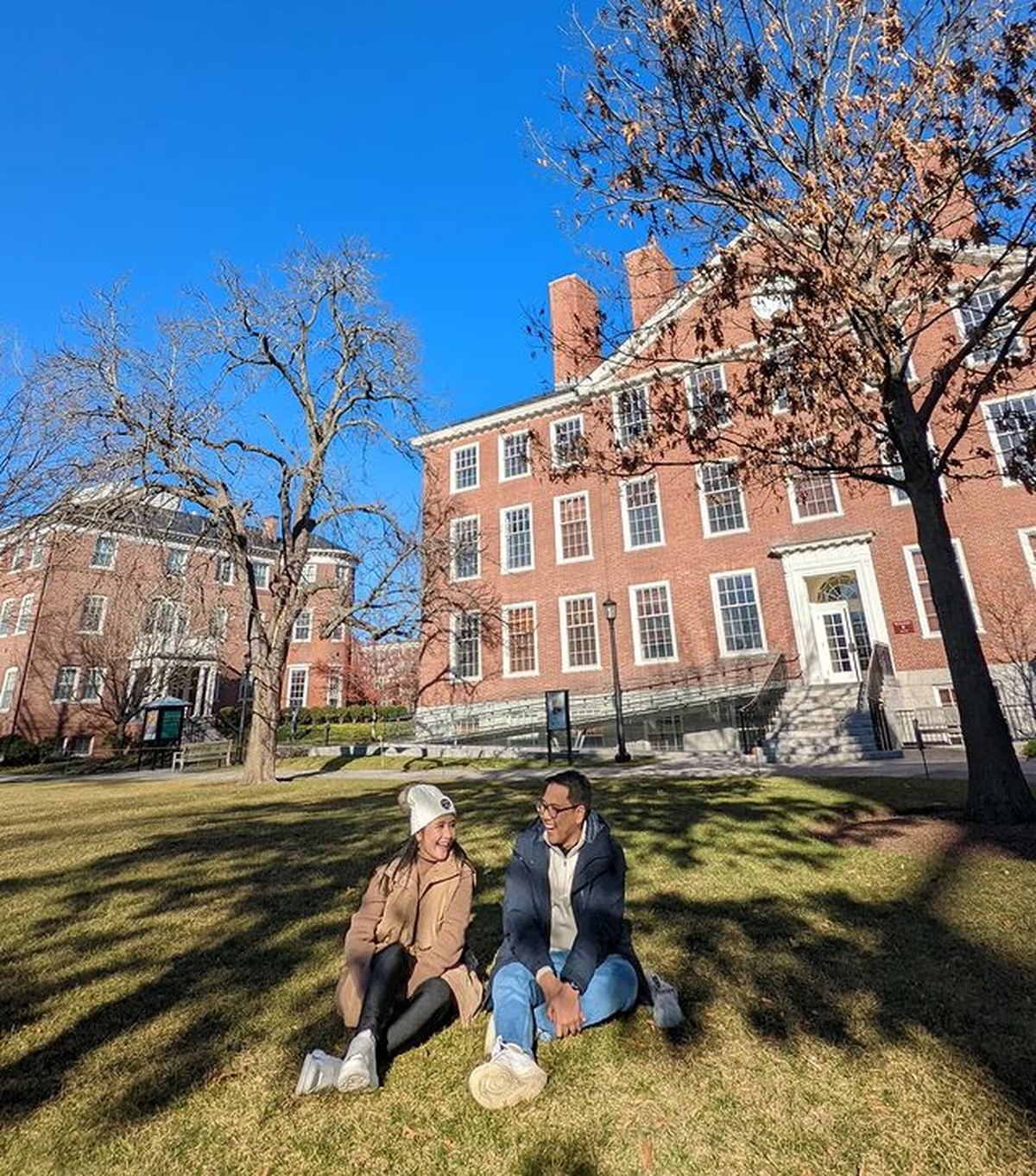 Prilly Latuconsina dan Iman Usman