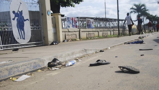 Sebanyak 30 orang tewas dan yang lainnya terluka karena terinjak-injak usai kericuhan dalam acara bagi-bagi bantuan di gereja kota Port Harcourt, Nigeria
