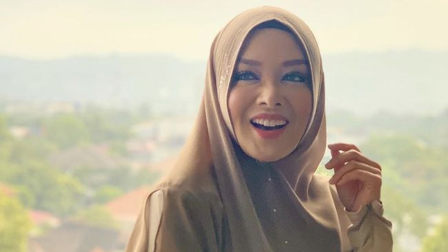 Terry Putri Menikah Lagi dengan Teman Sejak TK