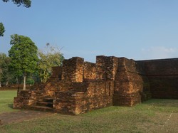 Mengapa Candi Muaro Jambi Dibangun Pakai Batu Bata Merah?