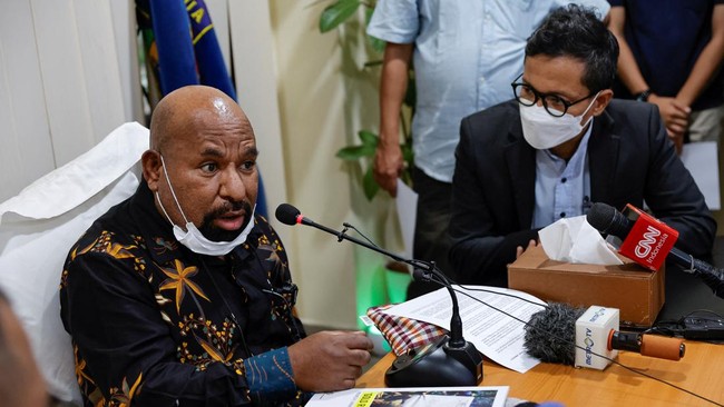 KPK menyinggung penyalahgunaan dana otonomi khusus (Otsus) saat membenarkan status tersangka Gubernur Papua Lukas Enembe.