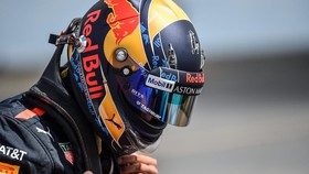 Pembalap Formula E Latihan untuk Hadapi Panas Jakarta