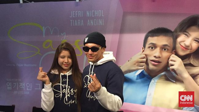 Jefri Nichol dan Tiara Andini banyak mengobrol demi bangun chemistry untuk film My Sassy Girl versi Indonesia.