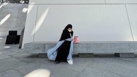<p>Potret Bella yang terbaru ini diunggah setelah mucul gosip dirinya dinikahi seorang pangeran Dubai. Melalui asistennya, Bella telah membantah kabar tersebut. (Foto: Instagram @laudyacynthiabella)<br /><br /><br /><br /></p>