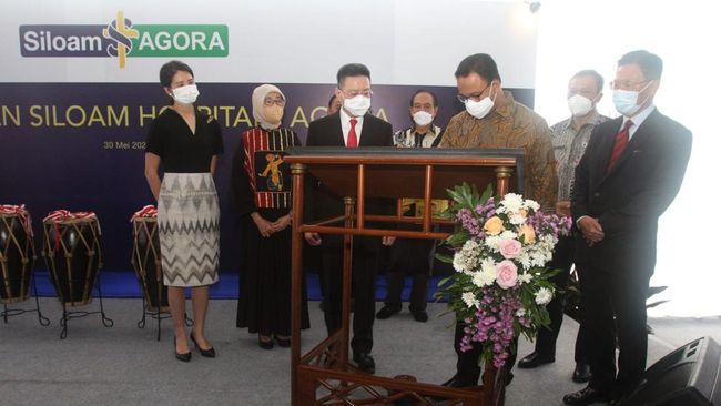 Gubernur DKI Jakarta Anies Baswedan meresmikan RS Umum dan Kanker Siloam Agora di Holland Village, Cempaka Putih, Jakarta Timur, dengan investasi Rp400 miliar.