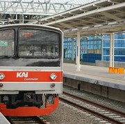 Hore! Sekarang Naik KRL Bisa Nggak Pakai Kartu, Ini Caranya!