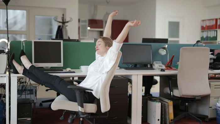 Jika Tak Mau Berubah, Karakter 5 Zodiak Ini Bikin Mereka Sulit Dapat Pekerjaan, Cek Apakah Kamu Salah Satunya?