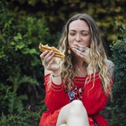 Sering Dihindari Saat Diet, 4 Jenis Fast Food ini Ternyata Bisa Bantu Bikin Perut Rata!