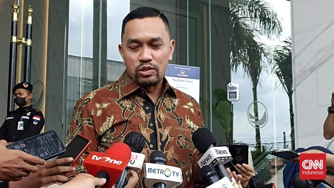 DPR Dorong Kasus Mahasiswi ITB Diselesaikan via Keadilan Restoratif Ahmad Sahroni mendorong penyelesaian restorative justice atau keadilan restoratif dalam kasus meme mahasiswi ITB berinisial SSS.