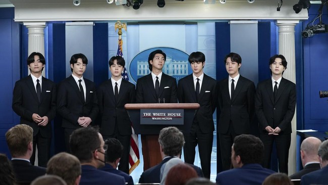 Presiden AS Joe Biden juga mengucapkan terima kasih pada BTS yang telah berkampanye soal kebencian. 