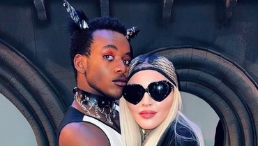 img-title Hidup Mandiri Bareng Kekasih, Benarkah Anak Madonna Jadi Pemulung?