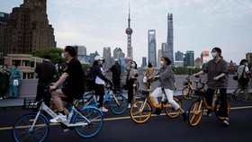 Shanghai Minta Warga Berbagi Cerita Lockdown yang 'Menghangatkan Hati'
