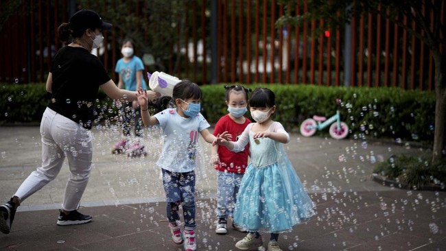 'Resesi seks' hingga kini masih menghantui negara-negara besar dari China hingga Amerika Serikat.