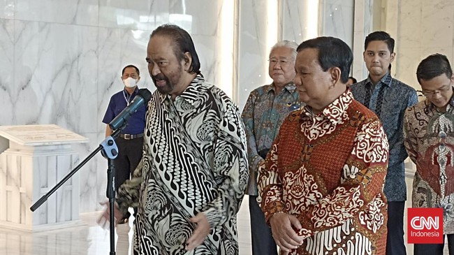 Surya Paloh menyebut kompetisi politik harus menjadi ajang membangun kesadaran bersama dan menghargai budaya politik yang lebih sehat.