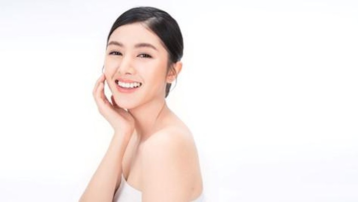 Kulit Kusam? Yuk Coba Skincare dengan Kandungan Symwhite 377 dari Y.O.U Radiance Up! Series yang Bantu Cerahkan Wajah Kulit Kusam? Yuk Coba Skincare dengan Kandungan Symwhite 377 dari Y.O.U Radiance Up! Series yang Bantu Cerahkan Wajah