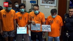 VIDEO: Apotik Sabu-sabu Digerebek BNNP Bali, 4 Orang Ditangkap