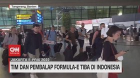VIDEO: Tim dan Pembalap Formula E Tiba di Jakarta